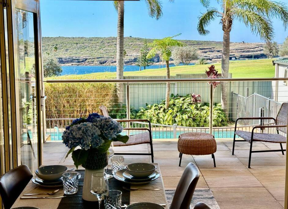 Beachside Seaview House With Private Pool Holiday home Sydney