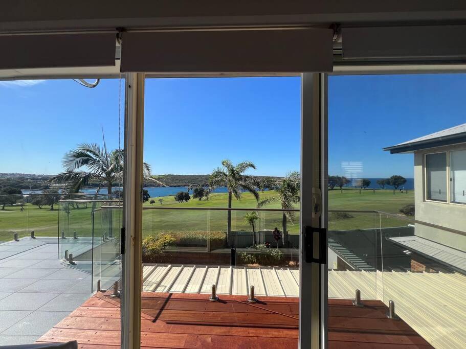 Beachside Seaview House With Private Pool Sydney