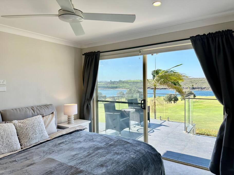 Beachside Seaview House With Private Pool Holiday home Sydney