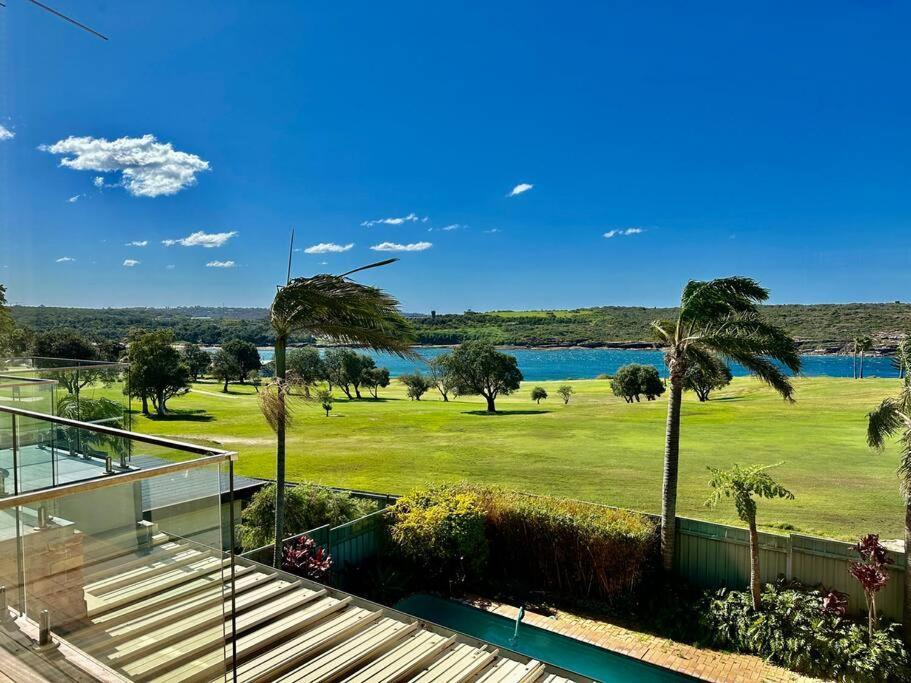 Holiday home Beachside Seaview House With Private Pool