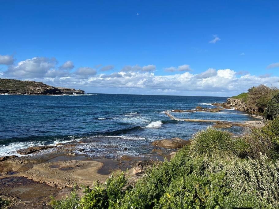 Beachside Seaview House With Private Pool Holiday home Sydney